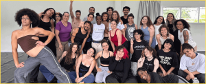 Docente da Faculdade de Artes da Uniluanda ensina dança Kapetula